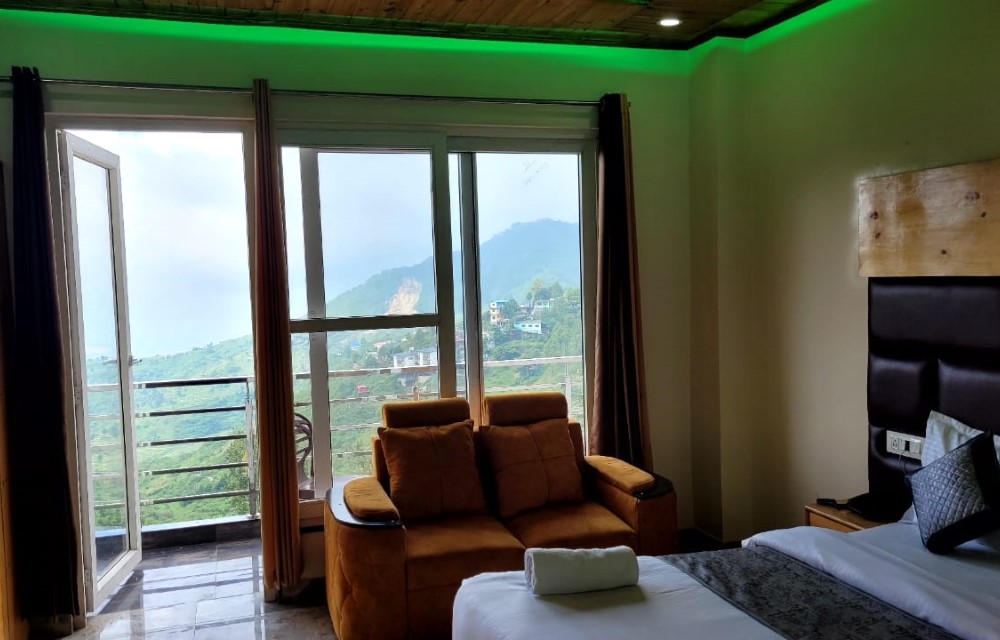 Hotel Skywing By Mount Memory Rooms Pictures